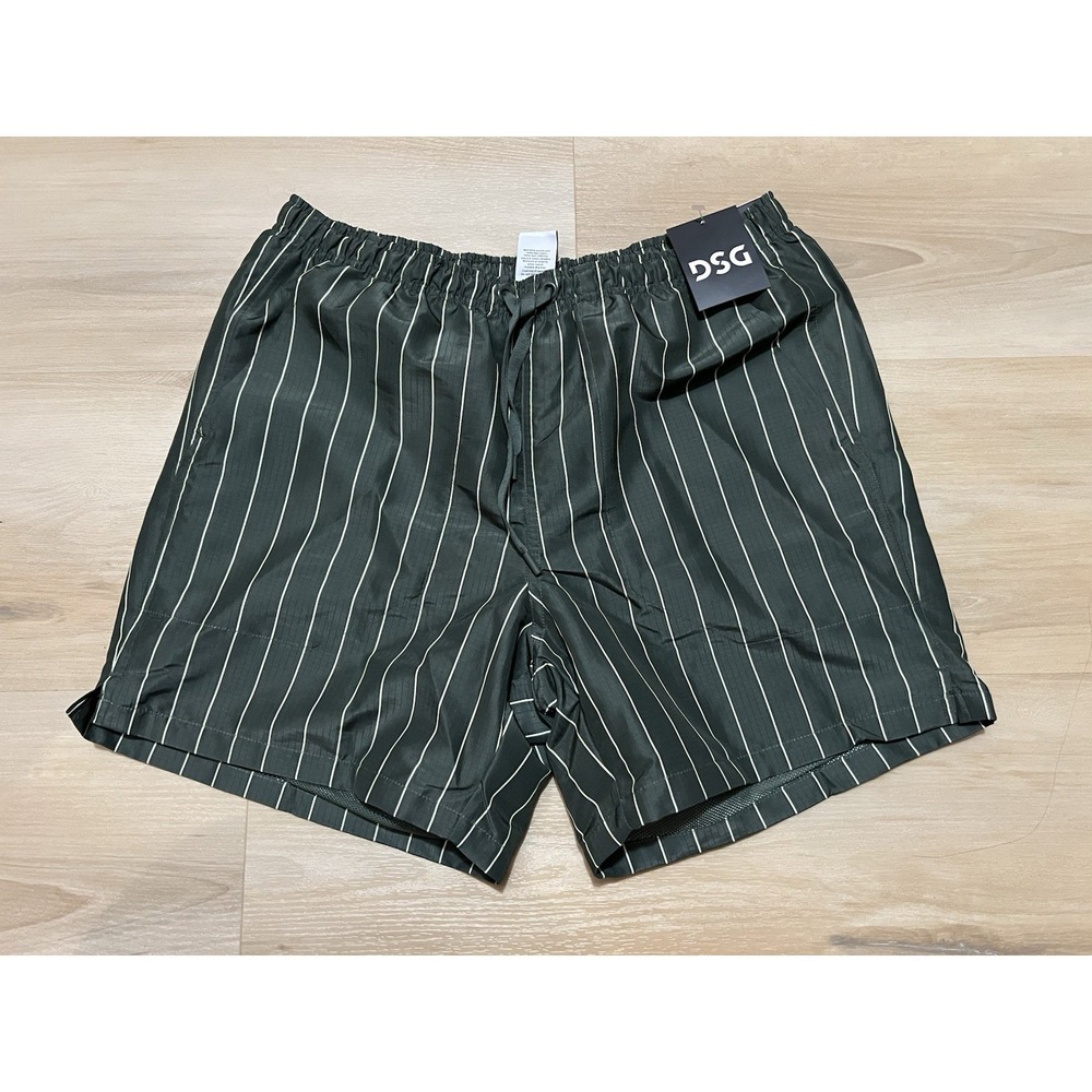 DSG Mens 6" Rec Short Pinstripe Muted Olive Green Water Repellent Small NWT